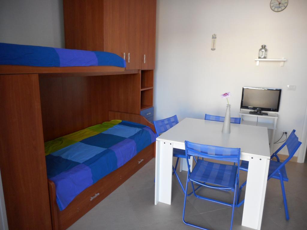 Sule Mare Ientu Apartman Porto Cesareo Kültér fotó
